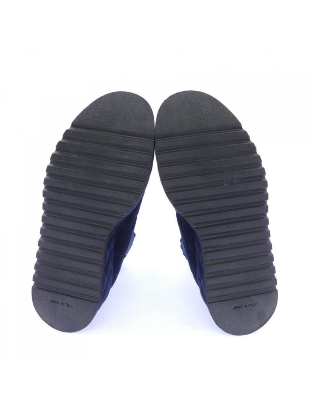 Chanel Short Boots Quilted - Picture 4 of 6